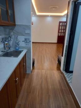 Bán gấp căn hộ tập thể Thanh Xuân Bắc, Thanh Xuân, nhà đẹp, ô tô đỗ chân cầu thang