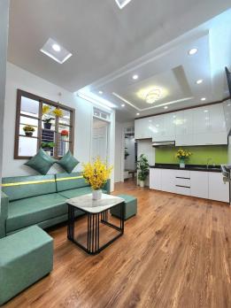 Bán căn hộ chung cư phố Cự Lộc, Thanh Xuân, nhà đẹp full nội thất, ban công thoáng, ngõ rộng