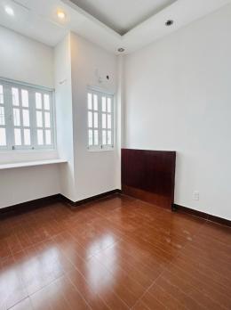 [BÁN NHÀ QUẬN 11] Sát mặt tiền 3/2 – nhà đẹp vuông A4 – giá hiếm khó tìm •  Đường Trần Quý – Lê Đại Hành – diện tích 26m