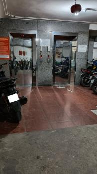 Bán chung cư phố Khương Hạ, Thanh Xuân, 3 ngủ, nhà đẹp full nội thất, ô tô đỗ cửa