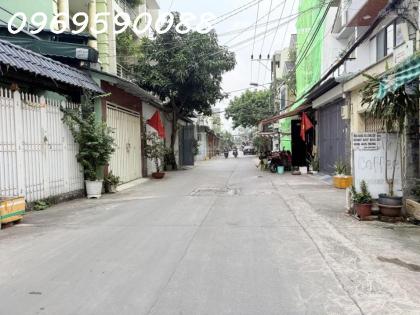 Chủ gấp bán nhà ở Thoại Ngọc Hầu, T.Phú - hẻm xe tải thông - 3 tầng BTCT - giá 6 tỷ..