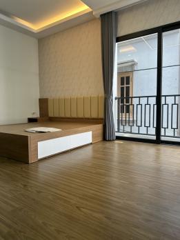 Phân Lô Cán Bộ Phùng Khoang Thanh Xuân, Lô Góc 2 Mặt Ô Tô, 31m2, 5T, MT 5.3m, 10.7 Tỷ.