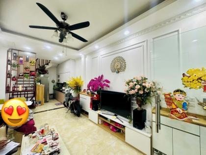 Bán nhà 7 Tầng Tô Vĩnh Diện Thanh Xuân Lô Góc 3 thoáng, Ô Tô đỗ cửa, 38/42m2, 12 Tỷ