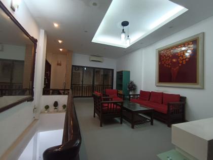 Bán Nhà Phố Quảng Khánh Tây Hồ 70m2-5T Phù Hợp 7T 26 Tỷ Có Thương Lượng.