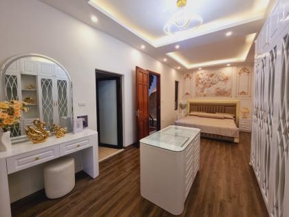 Gara Ô Tô tránh, Nhân Hòa - Thanh Xuân, Gần Phố, KD,34/40m2, 6T, MT 5.6m, 13.8 Tỷ