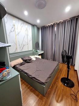 Vũ Tông Phan - Thanh Xuân, Gần Ô Tô, Gần phố, 30m2, MT 5.3m, 6.9 Tỷ- Sổ vuông đẹp