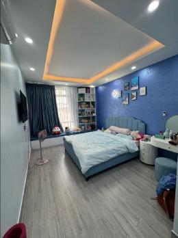 ĐÓN TẾT! Bán Nhà Đẹp 4 Tầng Hẻm Xe Hơi Lý Thái Tổ, 41m2, Chỉ 7.x Tỷ TL