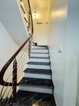 Cần bán nhà riêng chính chủ ngõ phố Hào Nam DT 35m giá 8.5 tỷ