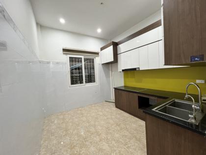 Bán nhà 51m2, Vương Thừa Vũ - Thanh Xuân, Ô Tô gần, 2 THOÁNG, 51m2, 5 Tầng, 10.1 Tỷ