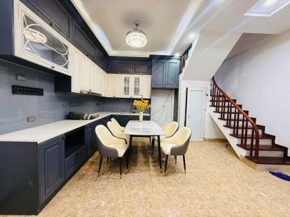 Bán nhà Hồ Đắc Di, Diện tích 39m x 6 tầng,mặt tiền 5,3m,giá 12.6 tỷ