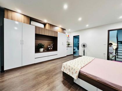 Bán nhà ngõ 173 Hoàng Hoa Thám, diện tích 39m x 5tầng, mặt tiền 4.7m, giá 11.7 tỷ