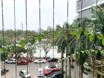 Bán Nhà Ô Đồng Lâm Đống Đa 79m2-6T MT5m VIEW Hồ LÔ GÓC 43 Tỷ Có Thương Lượng.