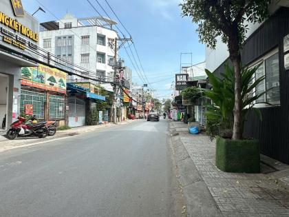 NGỘP Bán GẤP mặt tiền Đ.số 8 ngang 6m 125m2 KD đa nghề gần trường Nguyễn Du chỉ 15 tỷ.