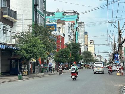 Nhà 5 tầng hẻm 993 Phạm Văn Bạch ngang 6m 122m2 10PN vừa ở vừa KD gần chợ 14.5 tỷ.