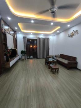 Ô Tô vào nhà, Phố Trần Hòa - Hoàng Mai, 5 Tầng Thang Máy, 30m2, MT 5m, 8.6 Tỷ