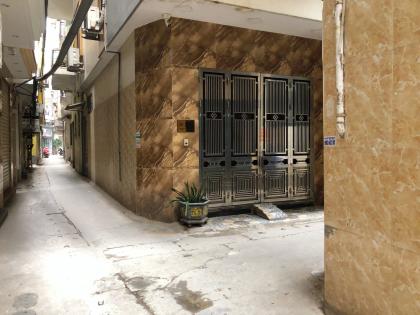 Bán nhà ngõ 10/16 Kim Mã Thượng, diện tích 33/39m x 6 tầng, mặt tiền 4,3m,giá 13,2 tỷ