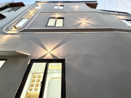 ???? NHÀ MỚI TINH Q10 - 4 TẦNG SÂN THƯỢNG - SÁT MT HOÀ HƯNG - HẺM BA GÁC THÔNG - CHỈ 6.6 TỶ! ???? •	Vị trí: Đường Hòa Hưng