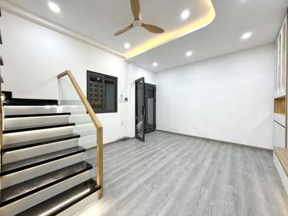 ???? NHÀ MỚI TINH Q10 - 4 TẦNG SÂN THƯỢNG - SÁT MT HOÀ HƯNG - HẺM BA GÁC THÔNG - CHỈ 6.6 TỶ! ???? •	Vị trí: Đường Hòa Hưng