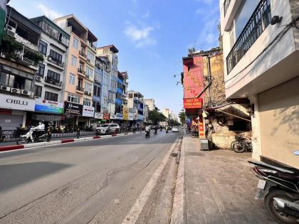 Bán Nhà Mặt Phố Tôn Đức Thắng Đống Đa 36m2-6T LÔ GÓC 21,1 Tỷ Có Thương Lượng.