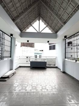 Nhà Đường Hoàng Hoa Thám Quận Phú Nhuận Phường 5 Cũ.