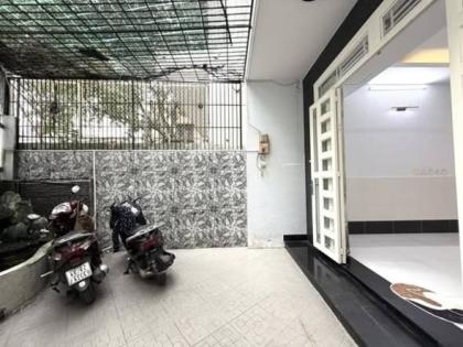 Nhà Đường Hoàng Hoa Thám Quận Phú Nhuận Phường 5 Cũ.