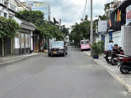 Bán nhà MTKD ngang 5m 108m2 4 tầng Đ.số 14 kết nối Quang Trung tiện làm VP chỉ 16 tỷ.