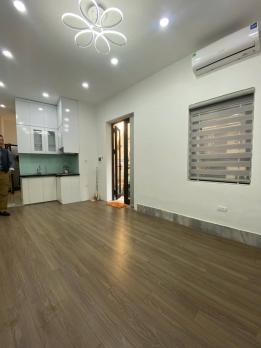 Bán Nhà Phố Thợ Nhuộm Hoàn Kiếm 30m2-5T Th/Máy 3 THOÁNG 16 Tỷ Có Thương Lượng.