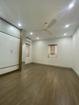 Bán Nhà Phố Thợ Nhuộm Hoàn Kiếm 30m2-5T Th/Máy 3 THOÁNG 16 Tỷ Có Thương Lượng.