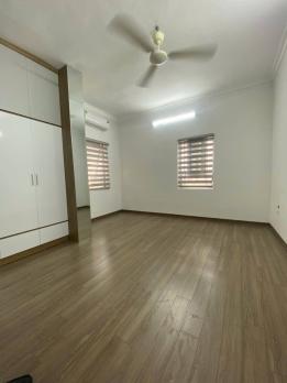 Bán Nhà Phố Thợ Nhuộm Hoàn Kiếm 30m2-5T Th/Máy 3 THOÁNG 16 Tỷ Có Thương Lượng.