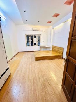 2 Ô Tô tránh Dừng Đỗ, Hoàng Đạo Thành - Thanh Xuân, 83m2, KD, Mặt tiền 4.4m, 25.6 Tỷ.