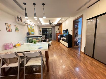 Cho thuê căn hộ chung cư CT5 – KĐTM Mỹ Đình – Mễ Trì, Nam Từ Liêm, nhà đẹp full nội thất, ở luôn