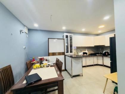 Bán nhà Mặt tiền cư Xá Nguyễn Đình Chiểu -  Nguyễn Kiệm, 6x12m, 4 Tầng mới, 4PN, 15,8 tỷ.