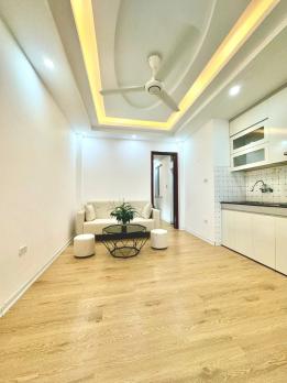 Bán chung cư đường Quan Hoa, Cầu Giấy, nhà đẹp ở luôn, ngõ cực rộng, gần mặt phố