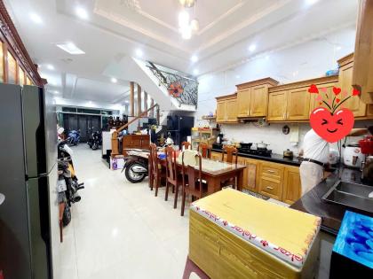 ĐÓN TẾT! Bán Nhà Đẹp 5 Tầng Hẻm Xe Hơi Nguyễn Tri Phương, 53m2, Chỉ 10.x Tỷ TL