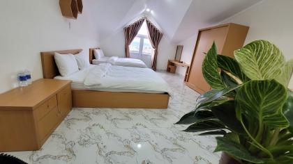 CHO THUÊ 3 KHÁCH SẠN MẶT TIỀN NGUYỄN CÔNG TRỨ – PHƯỜNG LÂM VIÊN (P8 CŨ), ĐÀ LẠT