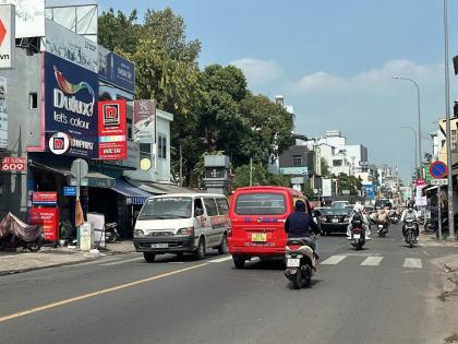 Bán nhà 4 lầu hẻm KD 752 Lạc Long Quân 90m2 ngang 5m gần chợ Tân Bình nhỉnh 16 tỷ.