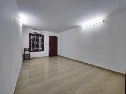 Cho thuê nhà K3 Thành công, diện tích 72m mặt tiền 6,5m,giá 8 triệu