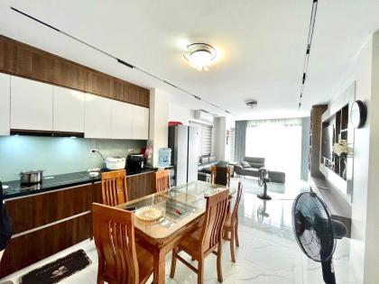 Bán Nhà Thịnh Hào 1 Đống Đa 50m2-7T LÔ GÓC Ô Tô Tránh 22,8 Tỷ Có Thương Lượng.