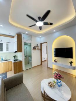 Bán gấp căn hộ chung cư đường Hồ Ba Mẫu, Đống Đa, nhà đẹp full nội thất, ngõ thông