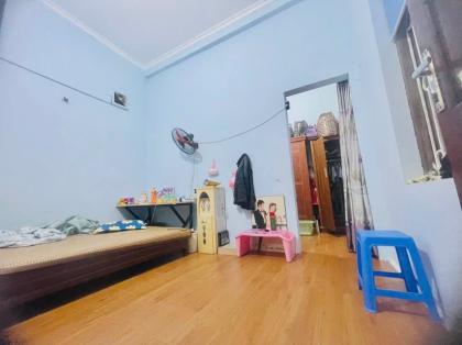 Mặt Phố Thượng Đình - Thanh Xuân, 4 Ô Tô tránh Vỉa Hè, Mặt Tiền 5m, KD, 40m2, 21.5 Tỷ.