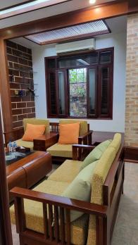 Bán Nhà Mặt Phố Tô Ngọc Vân Tây Hồ 146m2-5T MT Khủng 100 Tỷ Có Thương Lượng.