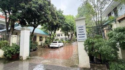 Bán Nhà Võng Thị Tây Hồ 175m2-2T MT12m LÔ GÓC 68 Tỷ Làng Kiến Trúc Phong Cảnh.