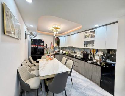 Ở NGAY! Bán Nhà 4 Tầng Cực Đẹp Hẻm 6M Điện Biên Phủ, 58m2, Chỉ 10.x Tỷ TL