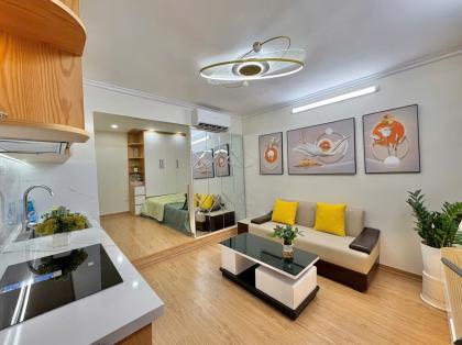 Bán căn hộ Tập thể Quỳnh Mai, Hai Bà Trưng, nhà đẹp ở luôn, ô tô đỗ