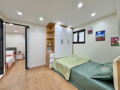 Bán căn hộ Tập thể Quỳnh Mai, Hai Bà Trưng, nhà đẹp ở luôn, ô tô đỗ