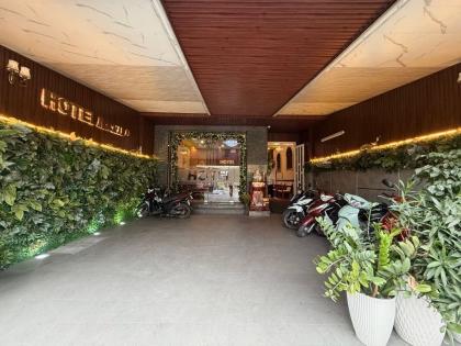 Bán KS 3 sao MTKD gần Thống Nhất ngang 8m 200m2 16PN DT 180tr 5 lầu mới gần Lotte 38 tỷ.