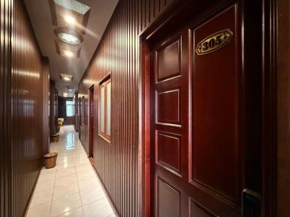 Bán KS 3 sao MTKD gần Thống Nhất ngang 8m 200m2 16PN DT 180tr 5 lầu mới gần Lotte 38 tỷ.