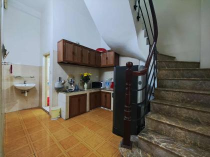 CHO THUÊ NHÀ PHỐ TRUNG PHỤNG, XÃ ĐÀN, ĐỐNG ĐA, NGÕ RỘNG