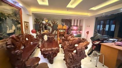 Giảm mạnh 4 tỷ nhà hẻm 1122 Quang Trung 5 lầu ngang 5.8m 90m2 có T.máy gần Emart 14 tỷ.