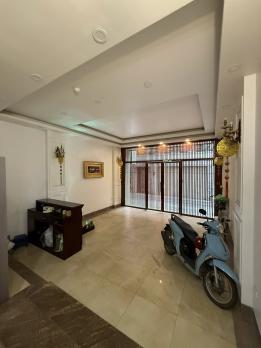 Bán Nhà P/Lô Ô Tô Tránh Liễu Giai Ba Đình 100m2-9T MT5,4m 2 THOÁNG 67,3 Tỷ Có Thương Lượng.